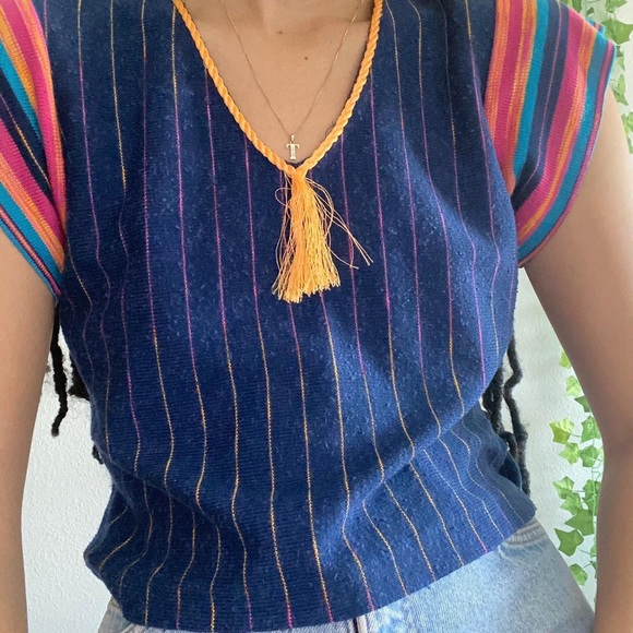 Southwestern knit top - Picture 3 of 3